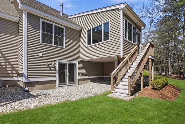 $799,000 | 22 Highland Road, Unit 22, Westford, MA 01886
