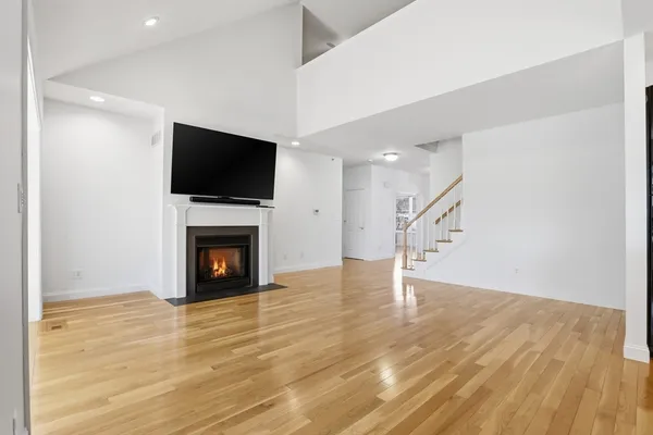 $799,000 | 22 Highland Road, Unit 22, Westford, MA 01886