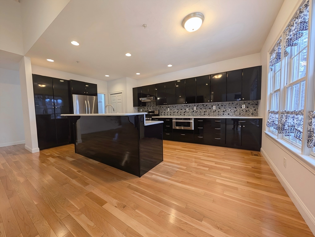 22 Highland Road, Unit 22 Westford, MA 01886 - Photo 8 of 28