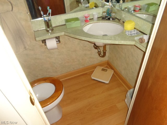 6476 State Road, Unit H17 Parma, OH 44134 - Photo 12 of 23 Half Bath