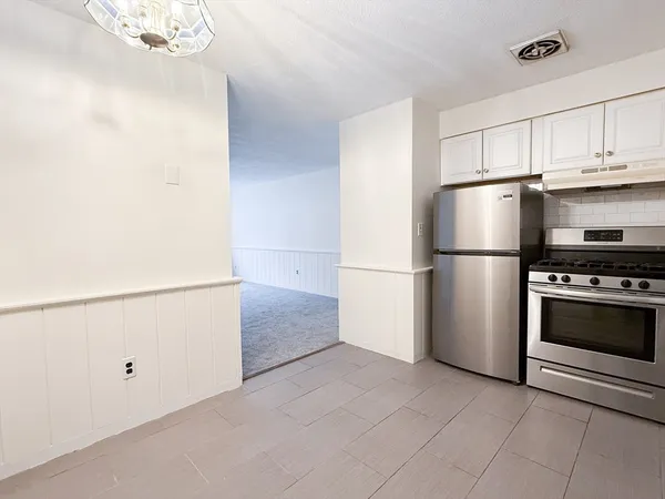 $2,250 | 80 Walnut Street, Unit 402, Canton, MA 02021