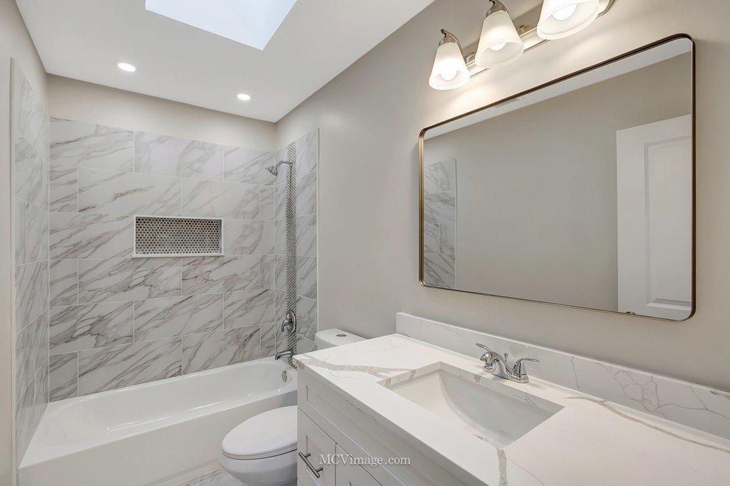 3307 Bernice Road Lansing, IL 60438 - Photo 9 of 16 Gallery Image 9