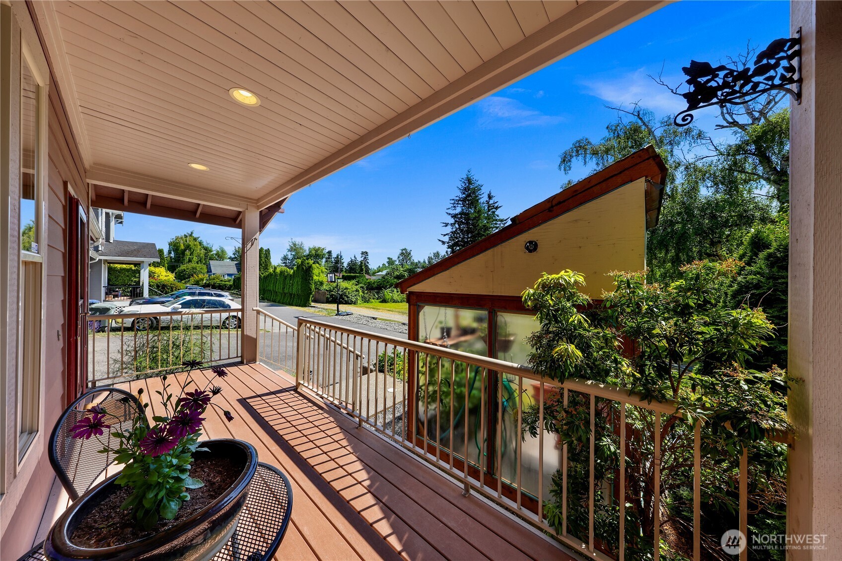 3217 Locust Avenue Bellingham, WA 98225 - Photo 4 of 33
