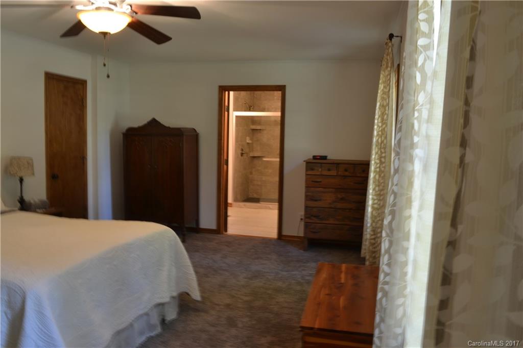 4996 Willow Pond Road Clover, SC 29710 - Photo 13 of 23 Gallery Image 13