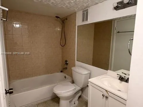 $1,750 | 6755 Northwest 175th Lane, Unit M9, Hialeah, FL 33015