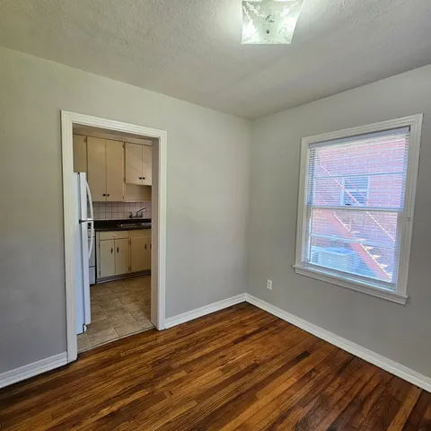 $1,050 | 124 South Franklin Boulevard, Tallahassee, FL 32301