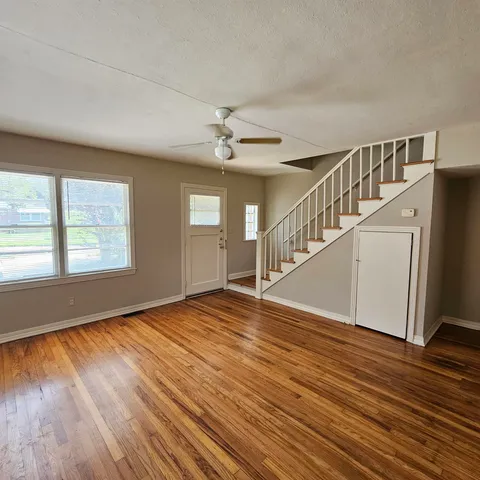 $1,050 | 124 South Franklin Boulevard, Tallahassee, FL 32301