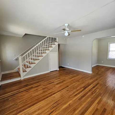 $1,050 | 124 South Franklin Boulevard, Tallahassee, FL 32301