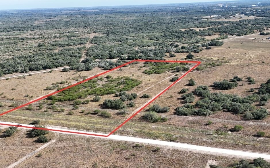 0 Old Goliad Rd- Tract 17 Refugio, TX 78377 - Photo 3 of 3 an aerial view of residential houses with outdoor space