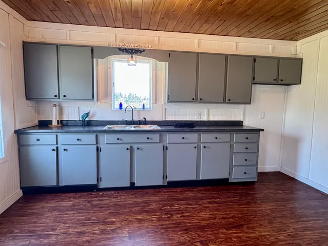 $94,900 | 314 Flat Mountain Road, St. Agatha, ME 04772