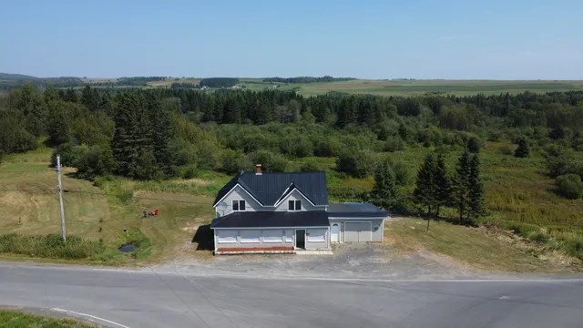 $94,900 | 314 Flat Mountain Road, St. Agatha, ME 04772