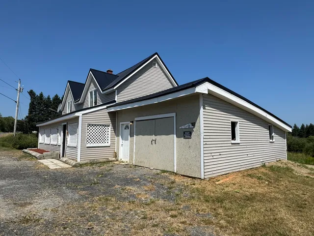 $94,900 | 314 Flat Mountain Road, St. Agatha, ME 04772