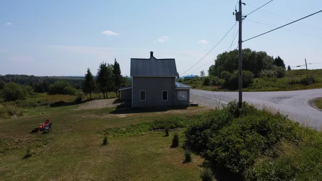 $94,900 | 314 Flat Mountain Road, St. Agatha, ME 04772