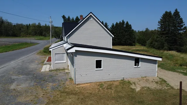 $94,900 | 314 Flat Mountain Road, St. Agatha, ME 04772