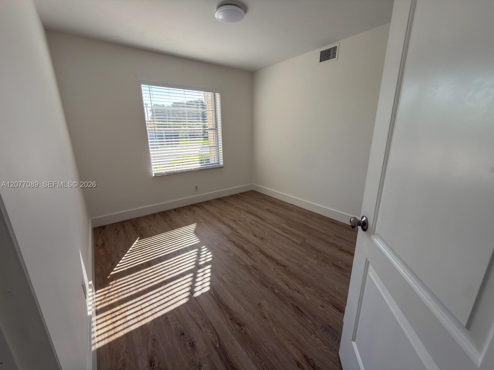 9937 Three Lakes Circle, Unit 14D Boca Raton, FL 33428 - Photo 4 of 21 Gallery Image 4