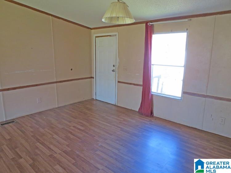 1104 Hobson Street Talladega, AL 35160 - Photo 9 of 20