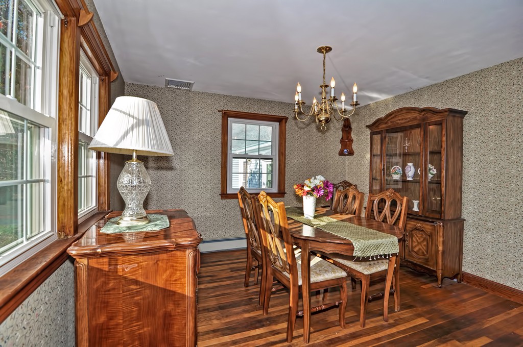 33 Ash Road Norwood, MA 02062 - Photo 4 of 19 Gallery Image 4
