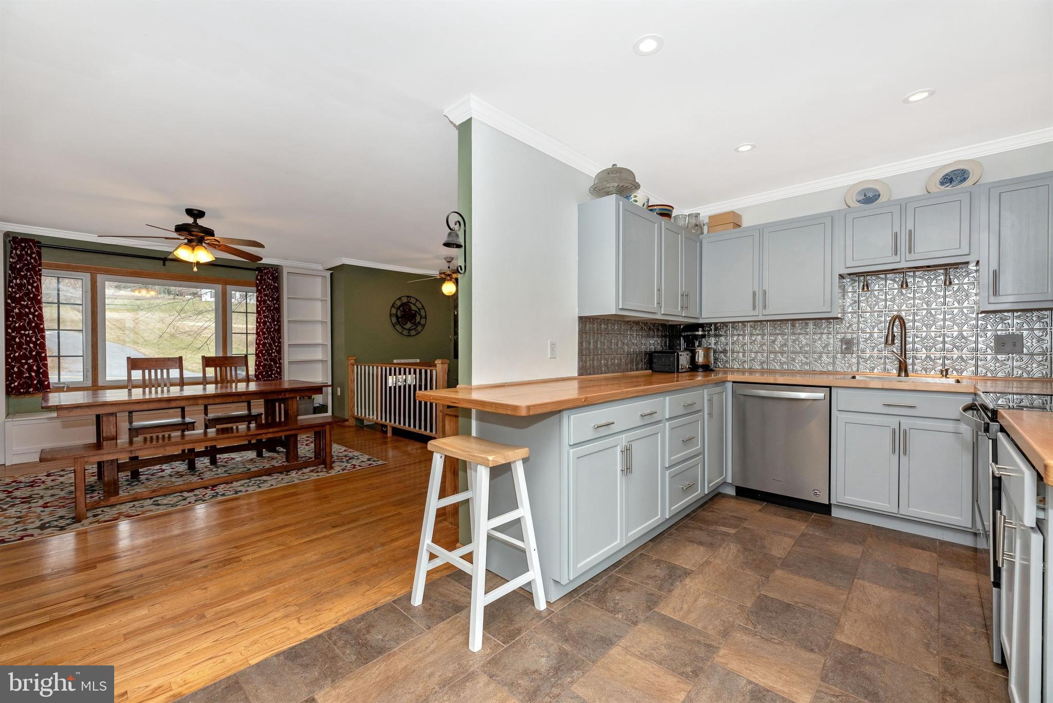 6541 South Clifton Road Frederick, MD 21703 - Photo 12 of 50 Lovely Kitchen