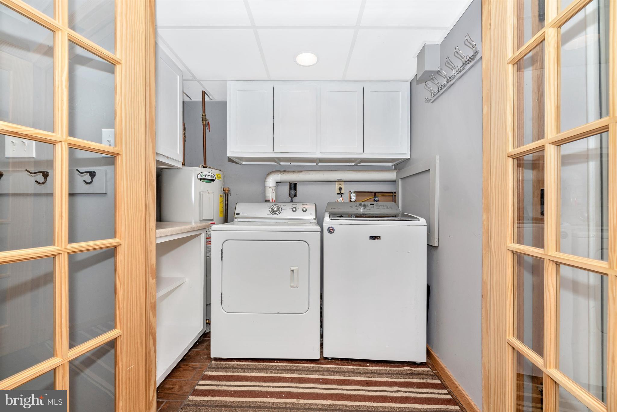 6541 South Clifton Road Frederick, MD 21703 - Photo 28 of 50 Laundry area
