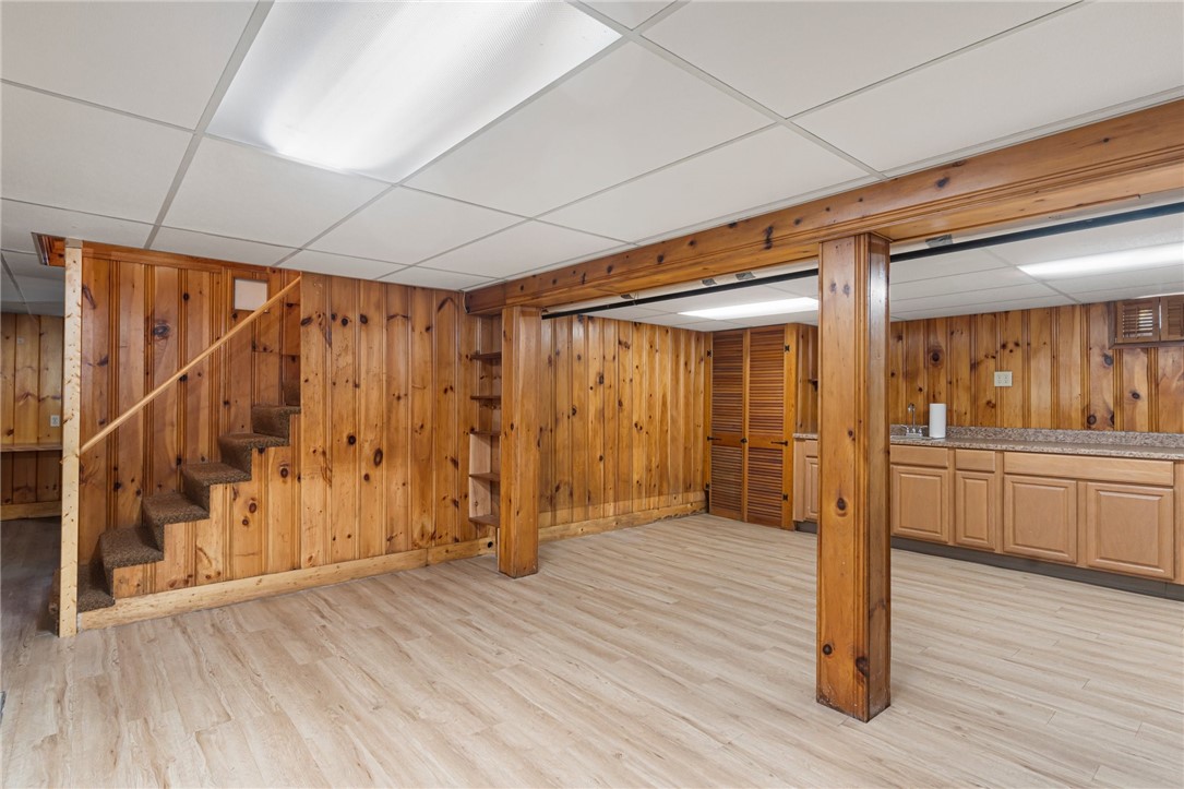 260 Aqueduct Road Cranston, RI 02910 - Photo 31 of 42