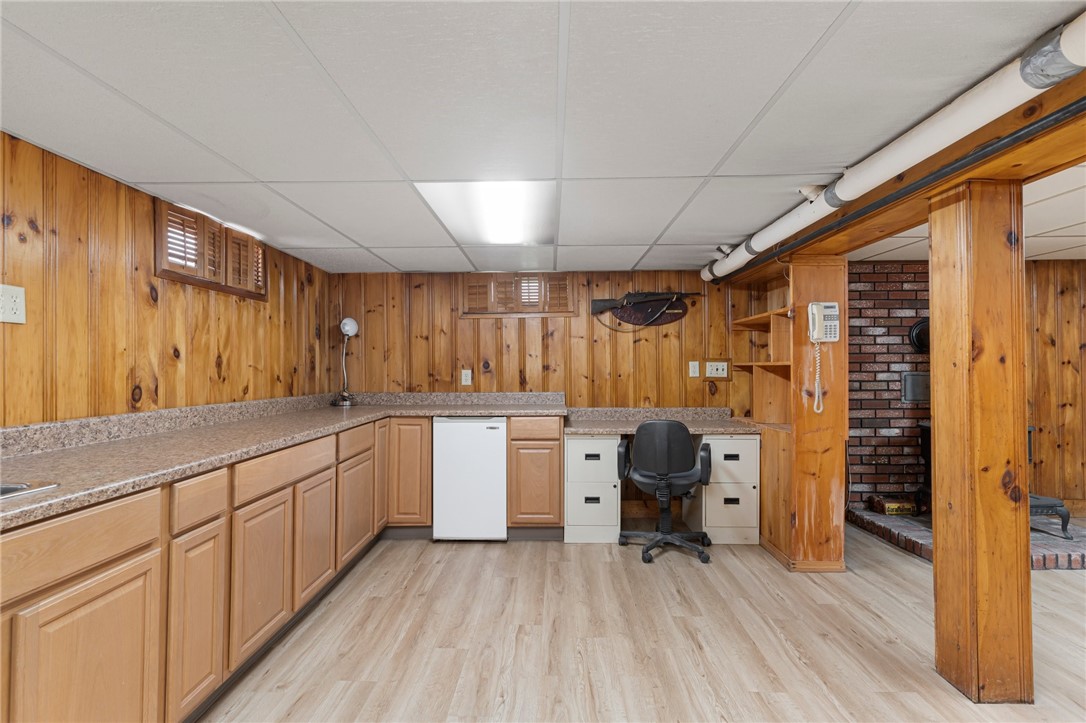 260 Aqueduct Road Cranston, RI 02910 - Photo 32 of 42