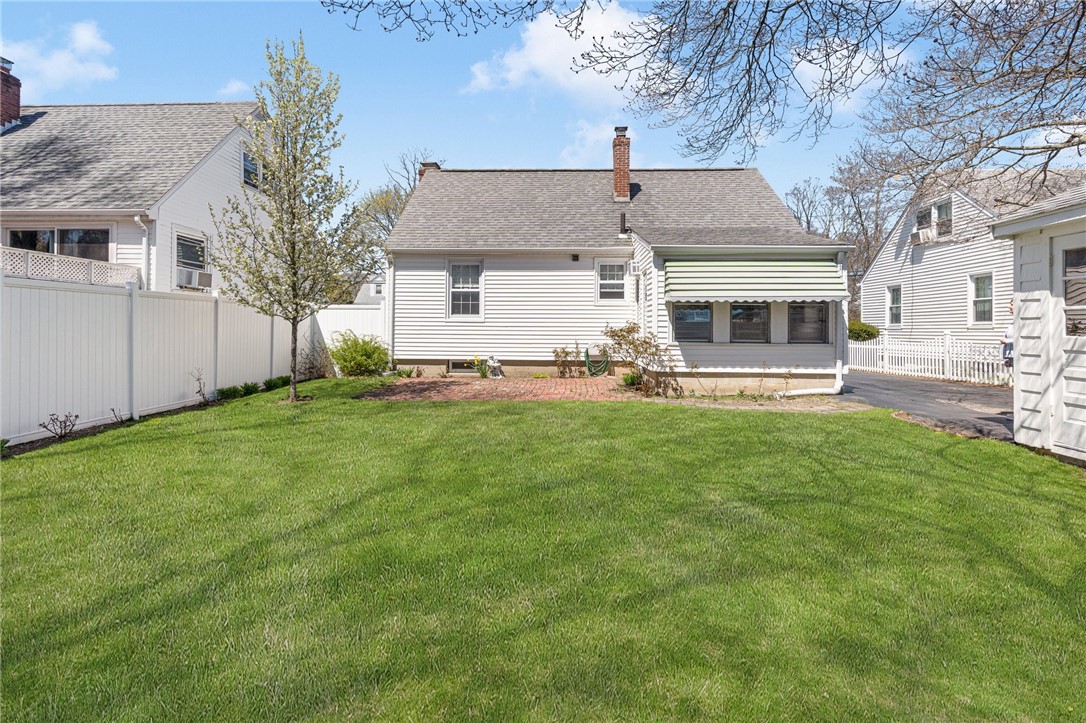 260 Aqueduct Road Cranston, RI 02910 - Photo 39 of 42