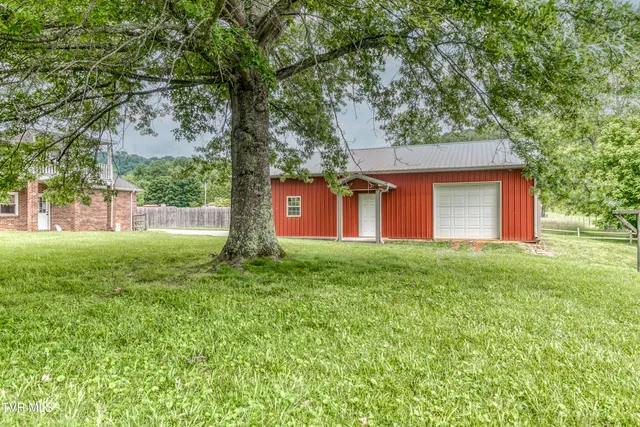 $799,900 | 22319 Campground Road, Bristol, VA 24202