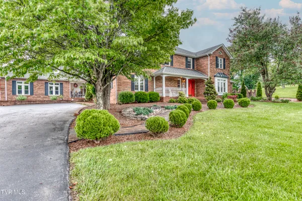 $799,900 | 22319 Campground Road, Bristol, VA 24202