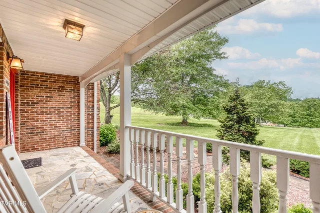 $799,900 | 22319 Campground Road, Bristol, VA 24202