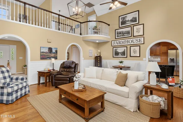 $799,900 | 22319 Campground Road, Bristol, VA 24202