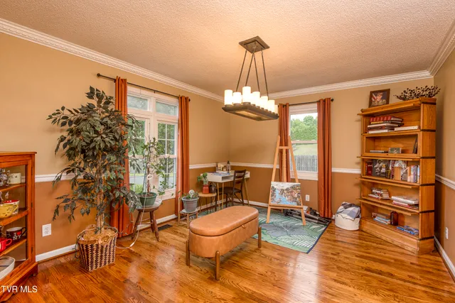 $799,900 | 22319 Campground Road, Bristol, VA 24202