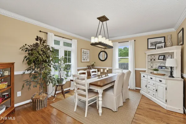 $799,900 | 22319 Campground Road, Bristol, VA 24202