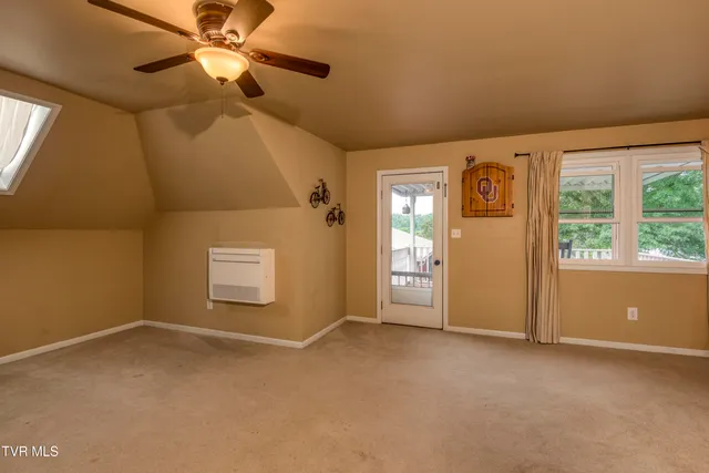 $799,900 | 22319 Campground Road, Bristol, VA 24202