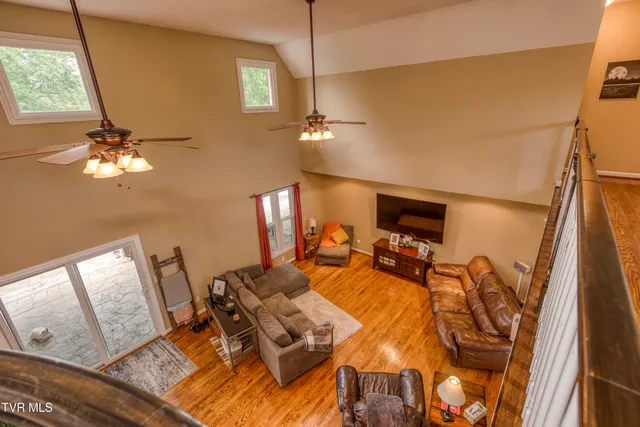 $799,900 | 22319 Campground Road, Bristol, VA 24202