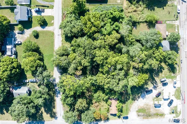 $25,000 | 3300 McCasland Avenue, East St. Louis, IL 62207