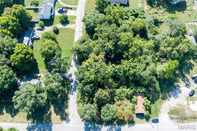 $25,000 | 3300 McCasland Avenue, East St. Louis, IL 62207