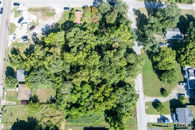 $25,000 | 3300 McCasland Avenue, East St. Louis, IL 62207