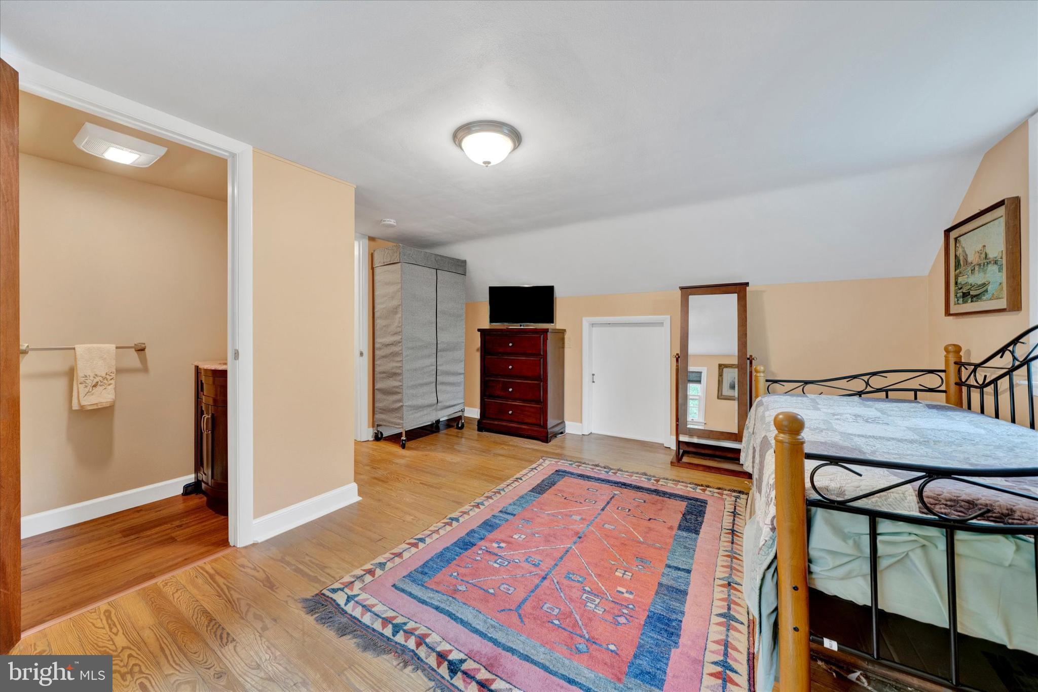 77 Woodland Road Reading, PA 19610 - Photo 18 of 32 Bedroom