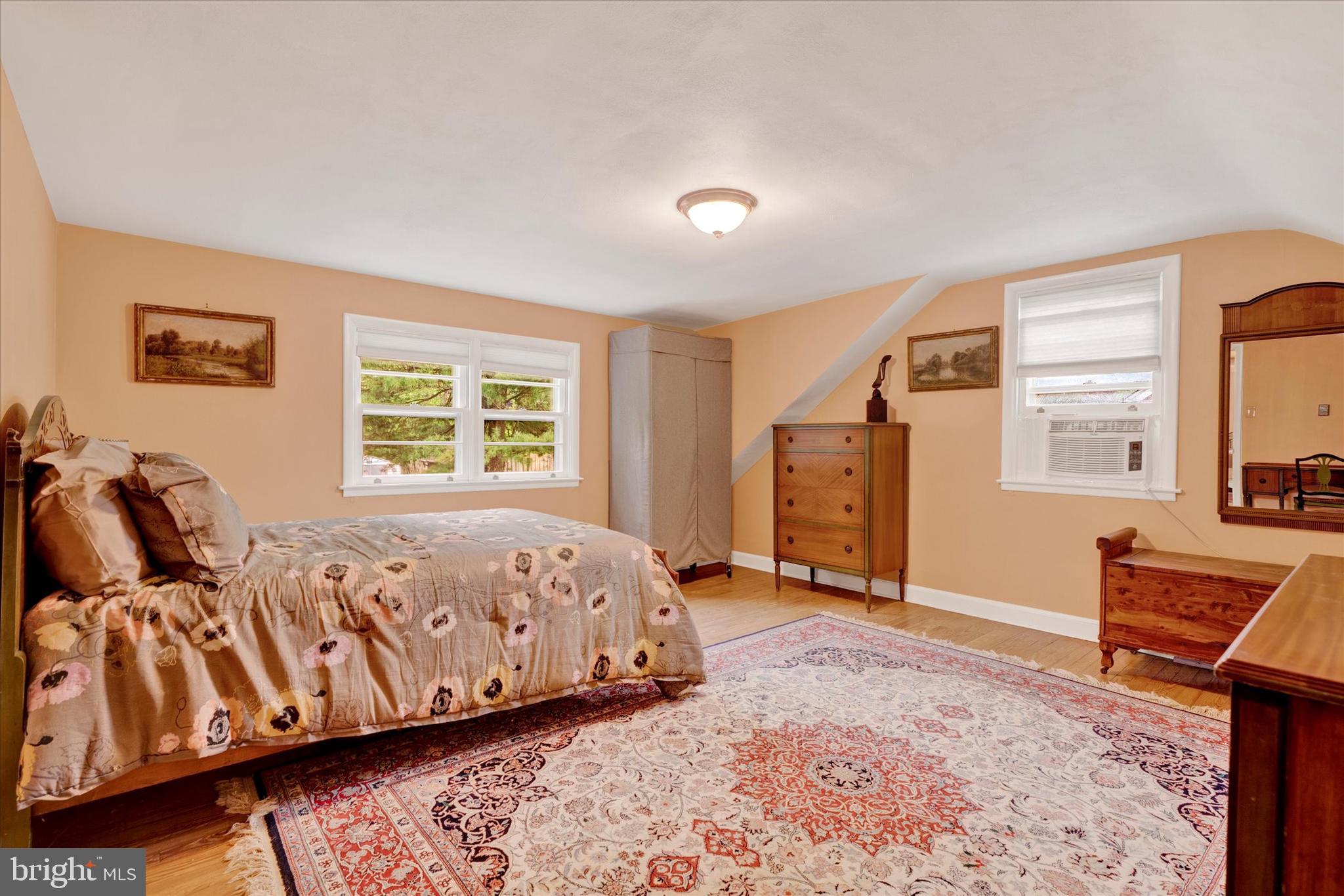 77 Woodland Road Reading, PA 19610 - Photo 20 of 32 Bedroom