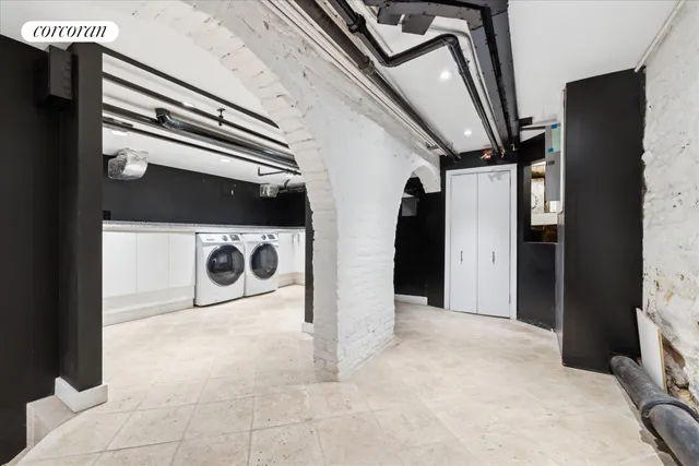 a view of a storage & utility room