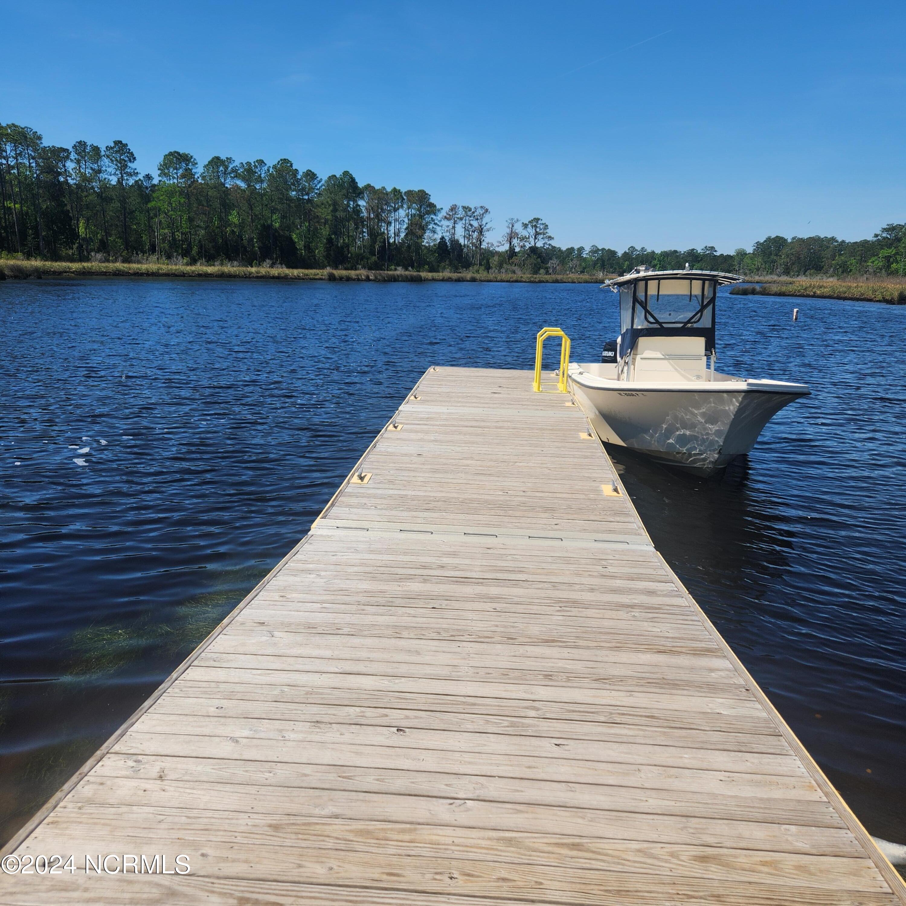 6 Lee Landing Road New Bern, NC 28560 - Photo 6 of 15 Lee Landin 4