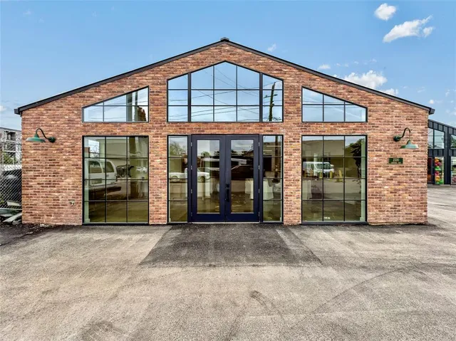 $5,745 | 2330 Langford Street, Dallas, TX 75208