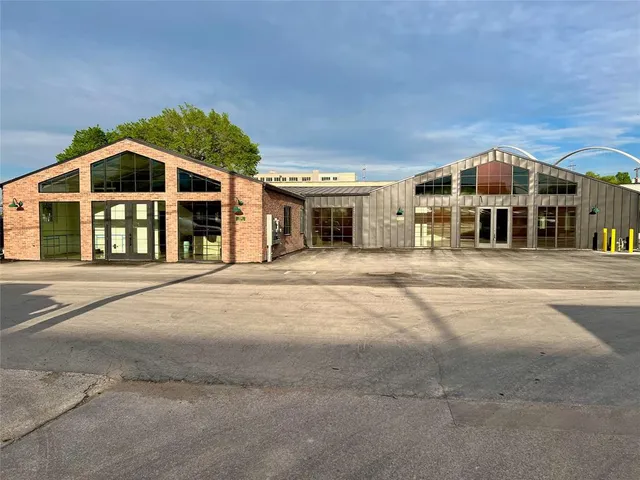 $5,745 | 2330 Langford Street, Dallas, TX 75208