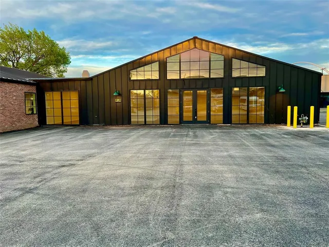 $5,745 | 2330 Langford Street, Dallas, TX 75208