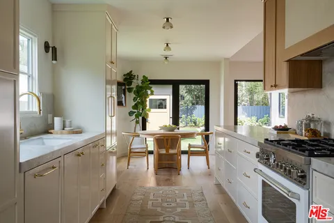 $2,595,000 | 12227 La Maida Street, Valley Village, CA 91607