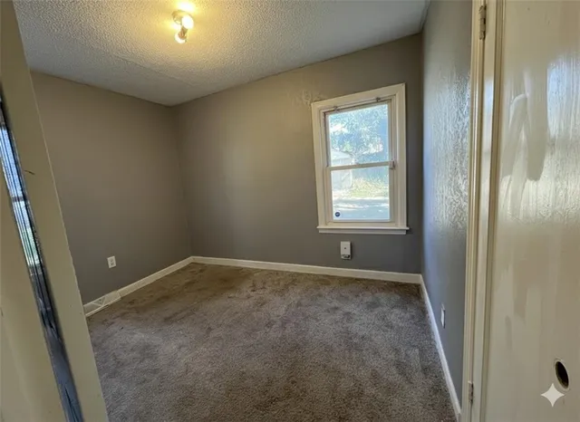 $145,000 | 445 North Quincy Avenue, Kansas City, MO 64123