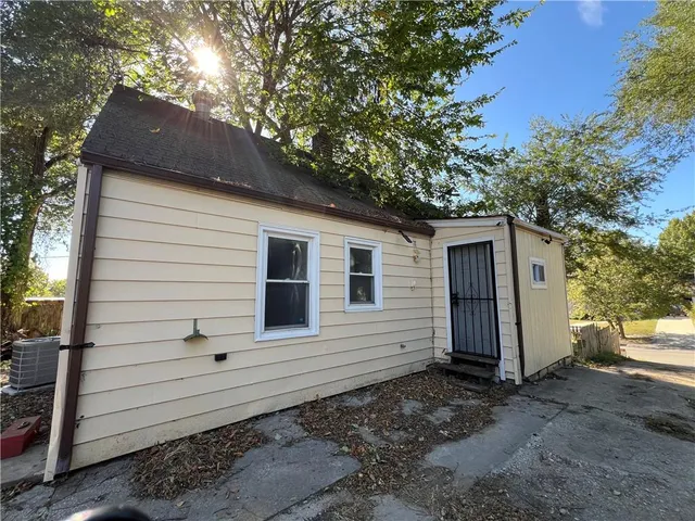 $145,000 | 445 North Quincy Avenue, Kansas City, MO 64123