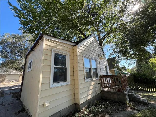 $145,000 | 445 North Quincy Avenue, Kansas City, MO 64123
