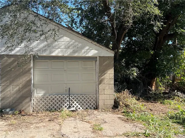 $145,000 | 445 North Quincy Avenue, Kansas City, MO 64123