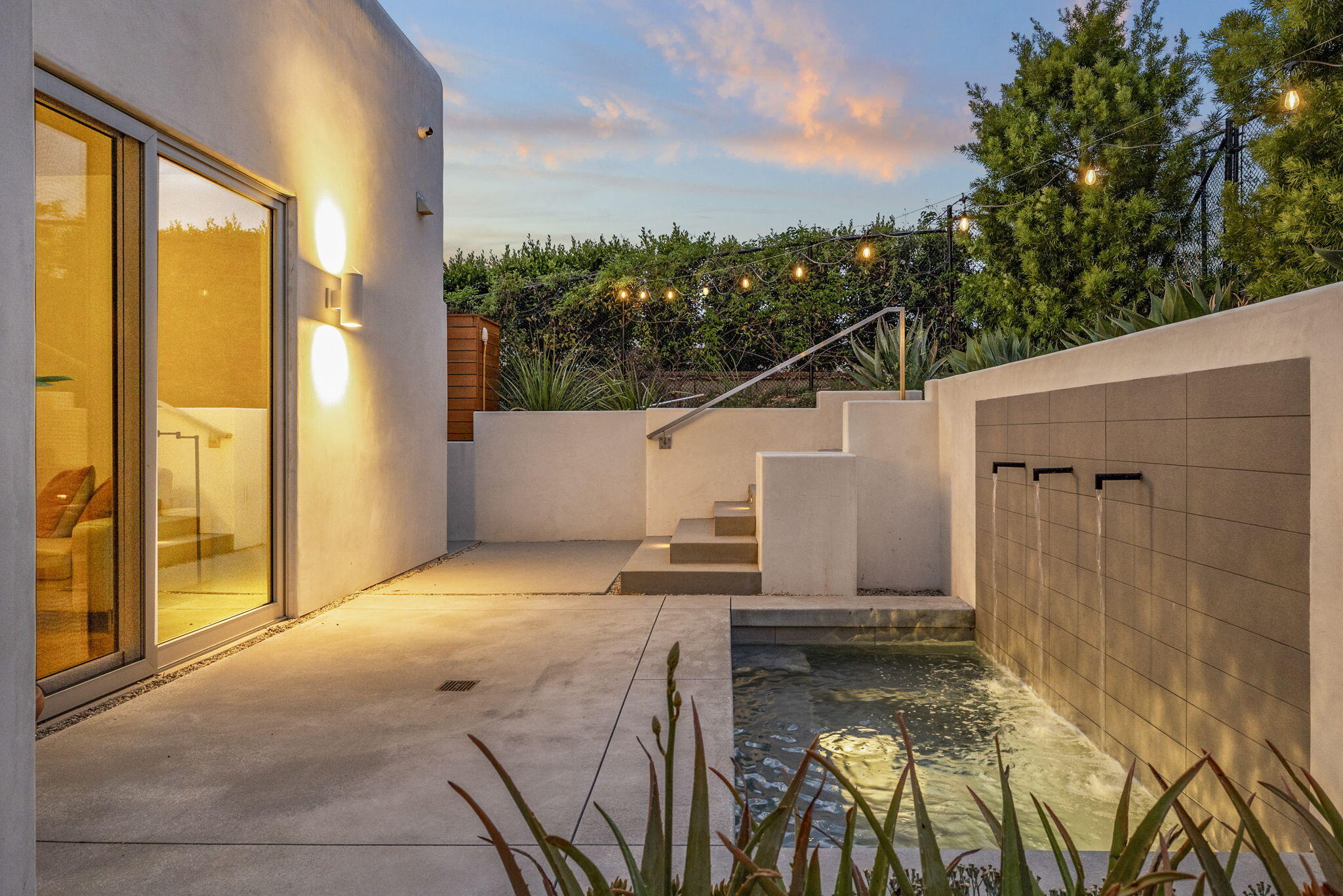 1843 Hillcrest Drive Ventura, CA 93001 - Photo 11 of 87 11-web-or-mls-UpmarketMedia-1843Hill-twi